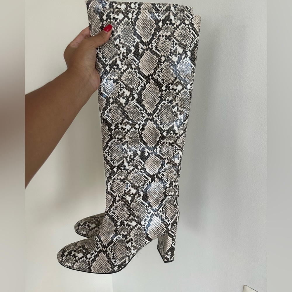 Zara Faux Snakeskin Boot